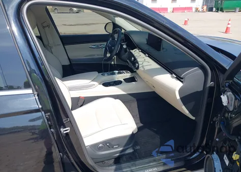 2023 Genesis Gv70 2.5T Awd из США, поврежденный, VIN KMUMADTB1PU137967